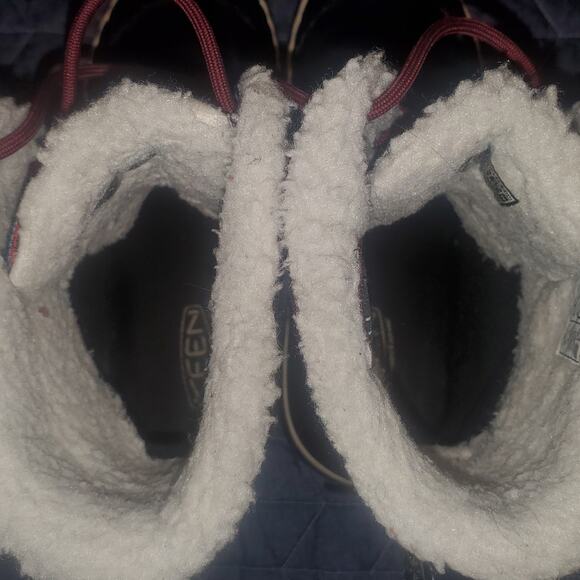 Keen Elsa Size 6 Womans Waterproof Faux Leather Winter Insulated Boot Aztec Navy - Picture 8 of 10